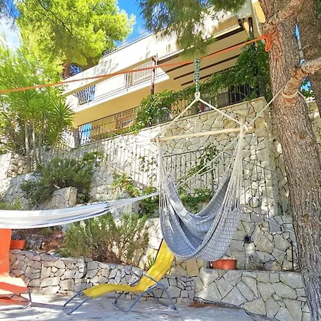 ヴィラ Front Villa, Garden, Quiet Bay, Boat Mooring - Bleu